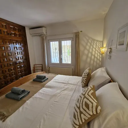 Dom wakacyjny Leamar House