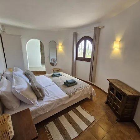 Dom wakacyjny Leamar House